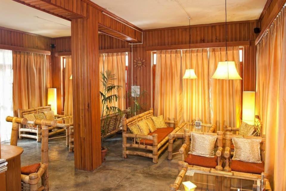 Drifter'S Inn & Cafe Манали Экстерьер фото