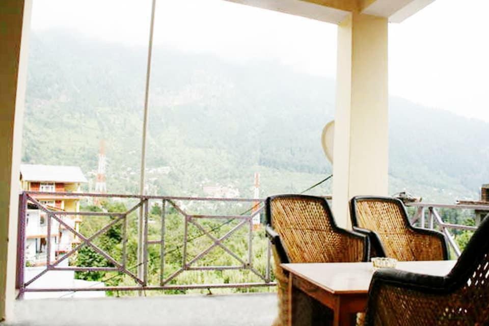 Drifter'S Inn & Cafe Манали Экстерьер фото